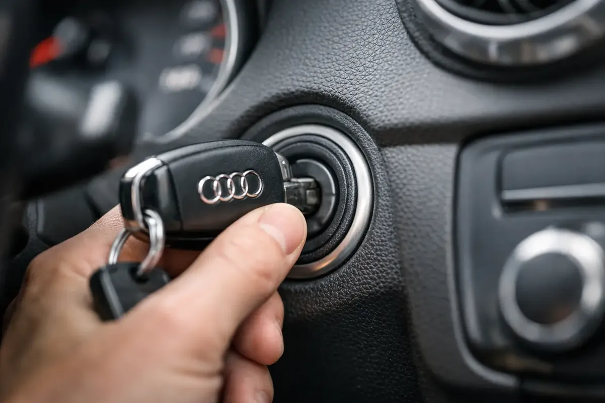 Symbolbild zum Beitrag: Audi Schlüssel dreht nicht: Zündschloss hakt